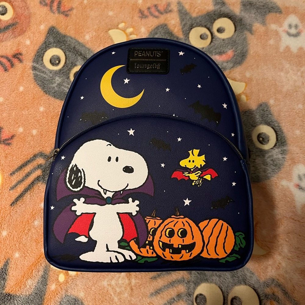 BNWT Rare Loungefly Peanuts Snoopy & Woodstock Halloween Vampire Mini Backpack🎃